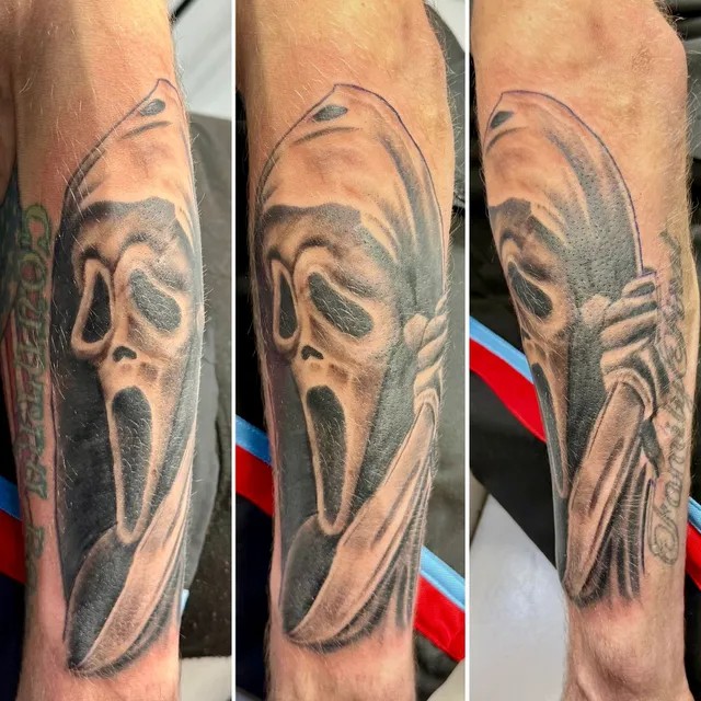 Resurrection Ink Tattoos & Body Piercing portfolio 6